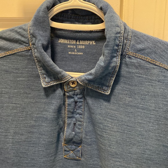 💥💥 SOLD 💥💥 Johnston and Murphy men’s size L soft golf style shirt. - Picture 4 of 8